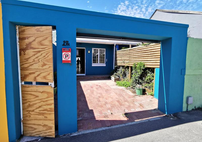 1 Bedroom Property for Sale in Woodstock Western Cape